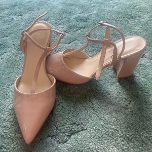 New Nine West heels size 7M only worn once